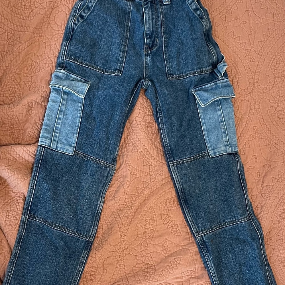 SIZE: 23 inch waist cargo pants!